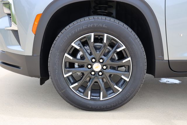 2026 Chevrolet Traverse LT - 8