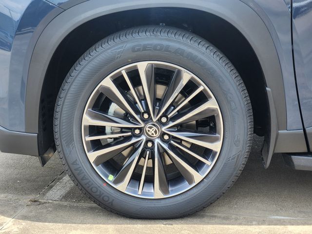 2026 Toyota Grand Highlander Hybrid MAX Platinum White at Gullo Toyota