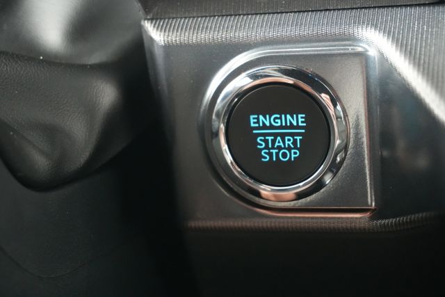 New 2026 Gray Ford Lariat image 16