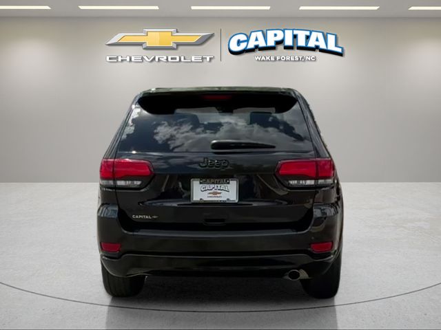 Used 2022 Black Jeep Laredo X image 5