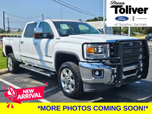 Summit White 2019 GMC Sierra 2500HD Pickup Truck Four-Wheel Drive 6-Speed Automatic Overdrive