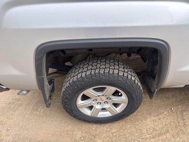 2018 Quicksilver Metallic GMC Sierra 1500 SLT 4X4 Truck