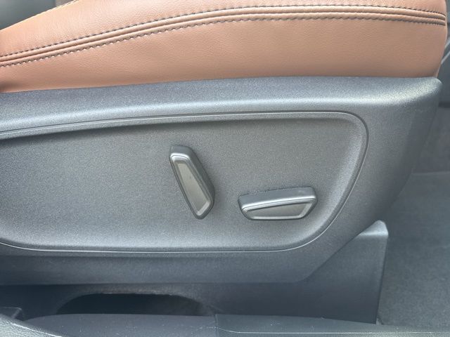 New 2025 Green Ford Outer Banks image 25