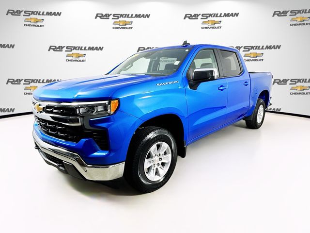 Used 2025 Blue Chevrolet LT image 3