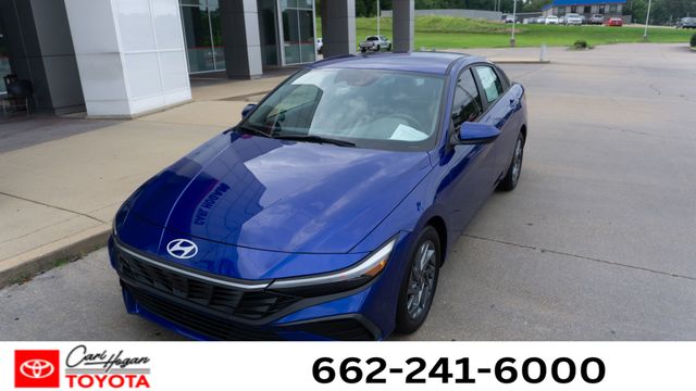 Intense Blue 2024 Hyundai Elantra Sedan Front-Wheel Drive Continuously Variable Transmission