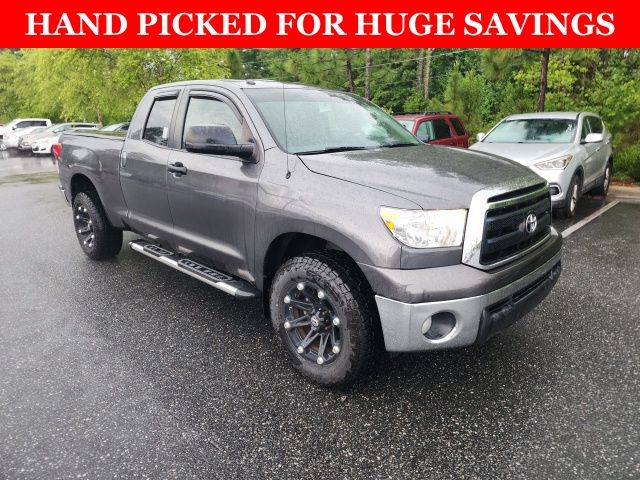 2011 Toyota Tundra 5.7 Auto 4WD FFV Tundra Grade Double Cab's photo