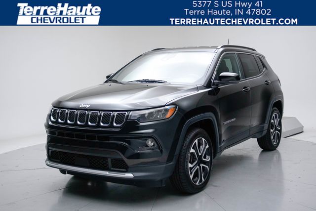 Diamond Black Crystal Pearlcoat 2023 Jeep Compass SUV / Crossover Four-Wheel Drive 8-Speed Automatic