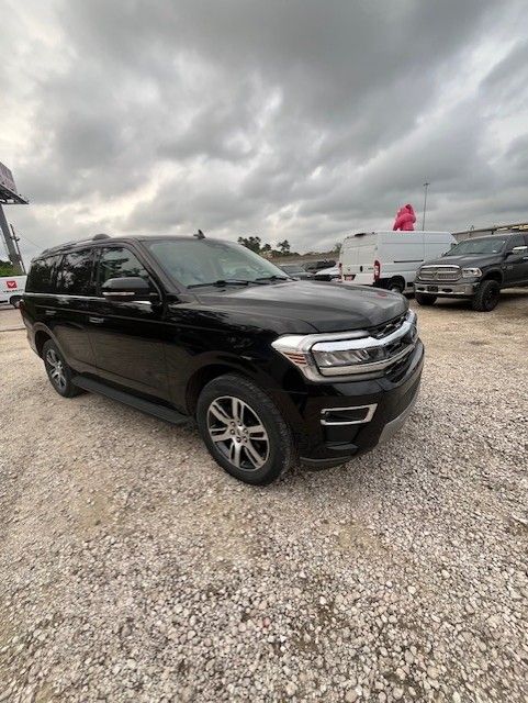 2024 Ford Expedition Limited's photo