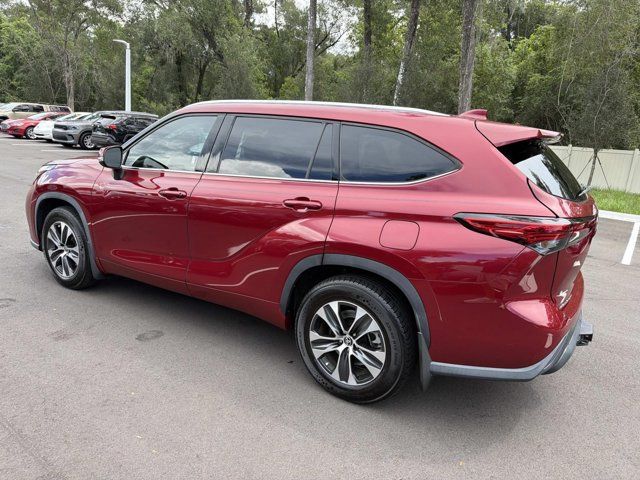 Used 2020 Toyota Highlander SUV