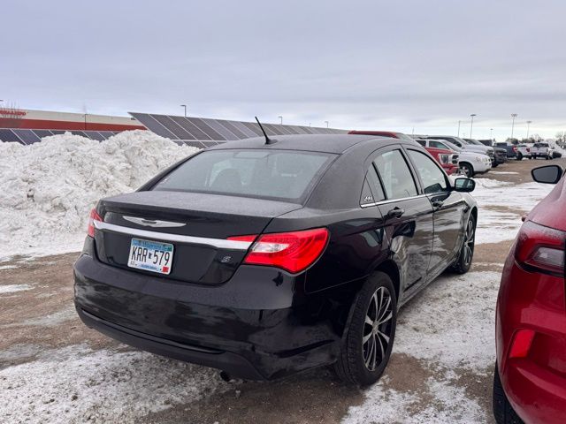 2013 Chrysler 200 Touring