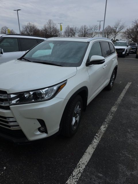 2019 Toyota Highlander Limited Platinum AWD