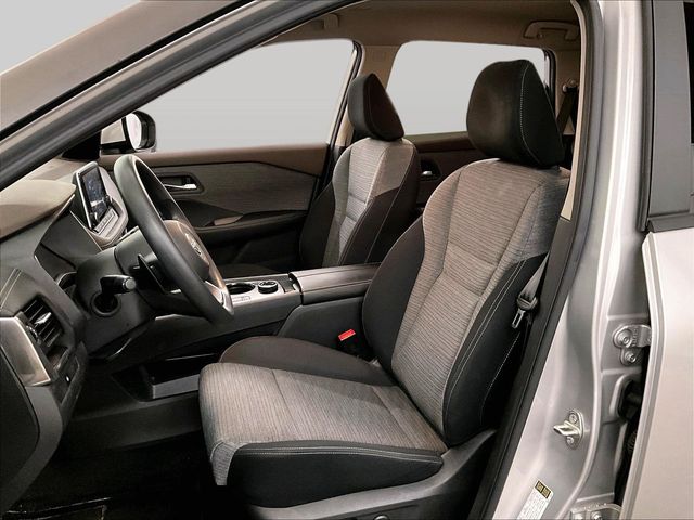 2023 Nissan Rogue SV Silver at Bob Ruth Ford