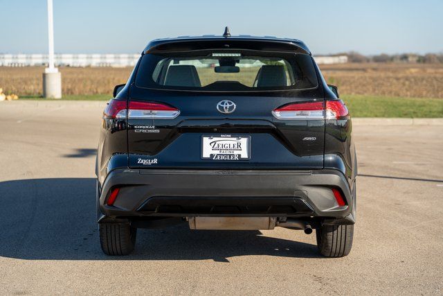 2022 Toyota Corolla Cross L 6