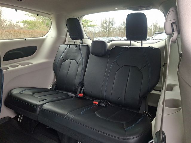 used 2021 Chrysler Pacifica car, priced at $23,498