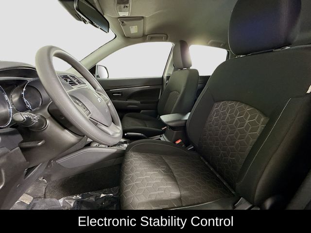 MitsubishiOutlander Sport10