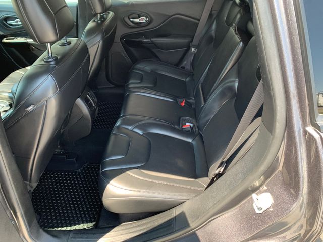 Used 2020 Jeep Cherokee SUV