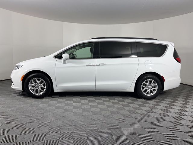 2022 Chrysler Pacifica Touring L 6