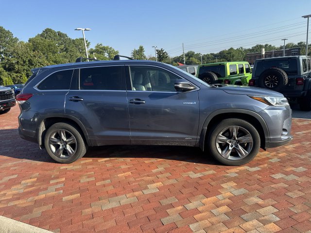 Used 2018 Toyota Highlander Hybrid SUV