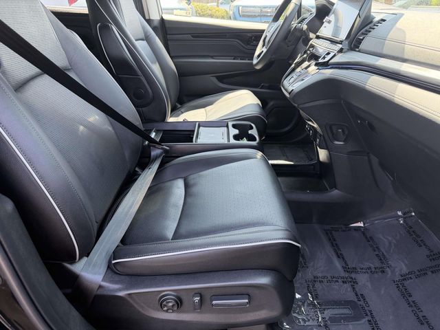 Used 2026 Honda Odyssey Van