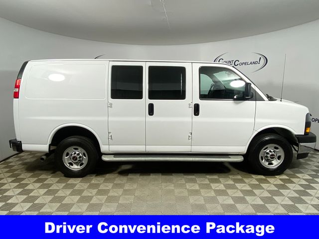 2023 GMC Savana 2500 Work Van photo