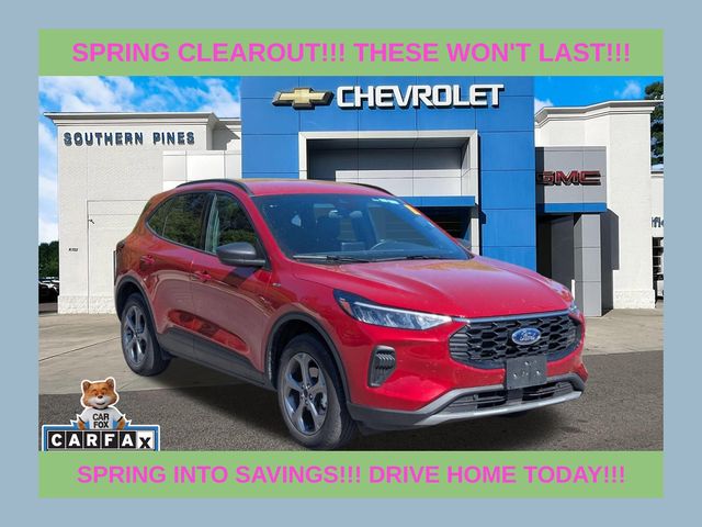 Red Metallic 2025 Ford Escape ST-Line AWD SUV / Crossover All-Wheel Drive 8-Speed Automatic