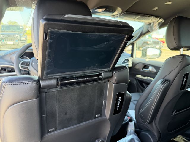 new 2026 Chrysler Pacifica car, priced at $45,630