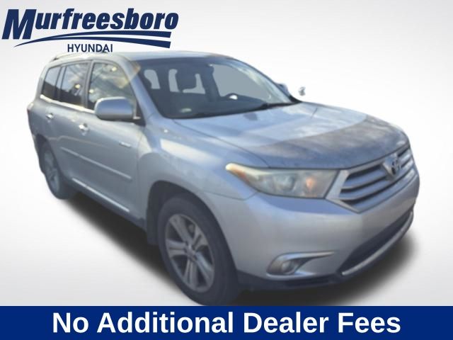 Classic Silver Metallic 2013 Toyota Highlander SUV / Crossover All-Wheel Drive 5-Speed Automatic Overdrive