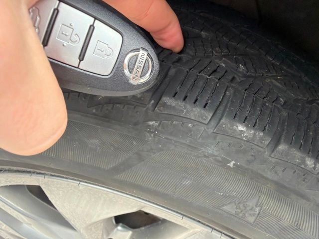 2015 Nissan Rogue SL Gray at Sutliff Volkswagen