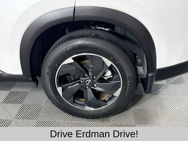 Used 2024 Nissan Rogue SUV
