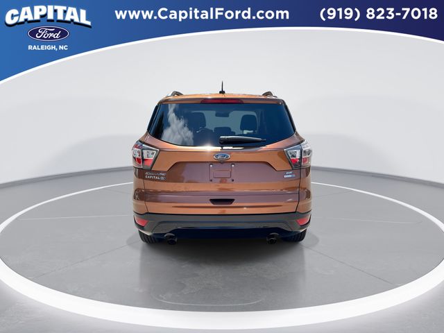 Used 2017 Red Ford SE image 7