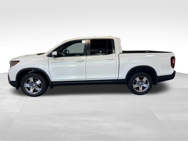 2024 Honda Ridgeline RTL White at Superior Honda