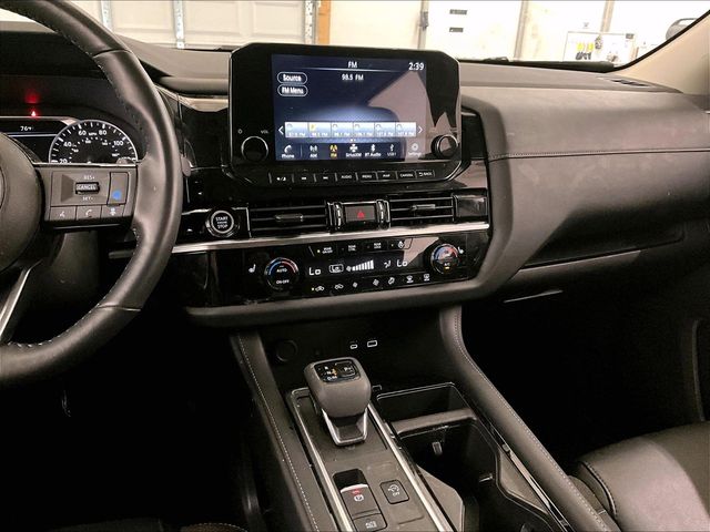 2023 Nissan Pathfinder SL White at Sutliff Volkswagen