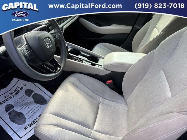 Used 2023 Gray Honda EX image 19