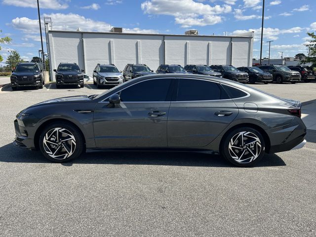 Used 2026 Gray Hyundai SEL Sport image 10