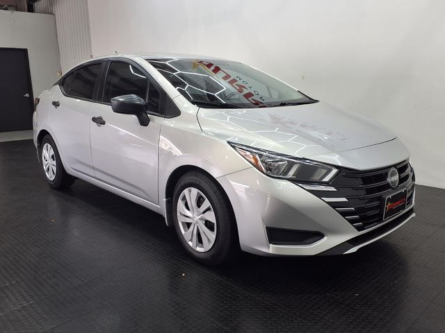 2023 Nissan Versa 1.6 S - 2