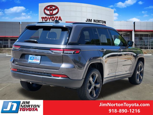 Used 2023 Jeep Grand Cherokee SUV