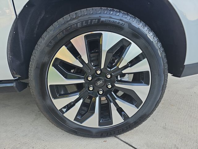 Used 2025 Silver Ford Platinum image 32