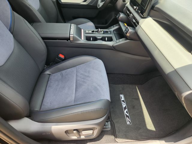 2026 Toyota RAV4 Plug-In Hybrid XSE - 9