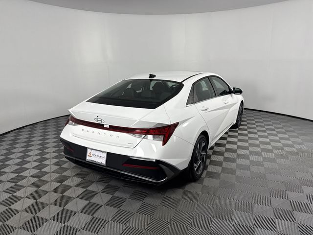 New 2025 Hyundai Elantra Hybrid For Sale in Indianapolis, IN