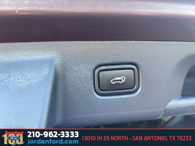 Used Car 2023 Hyundai Palisade  Limited For Sale Under $35,000 In San Antonio, Texas