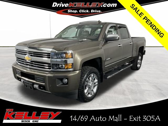 Brownstone Metallic 2015 Chevrolet Silverado 2500HD Pickup Truck Four-Wheel Drive 6-Speed Automatic