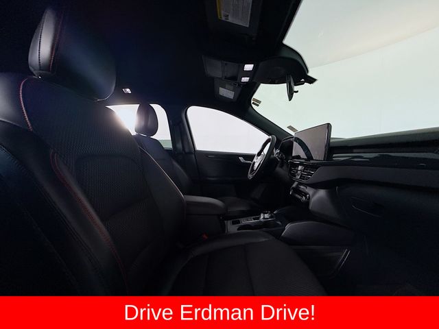 Used 2023 Ford Escape SUV