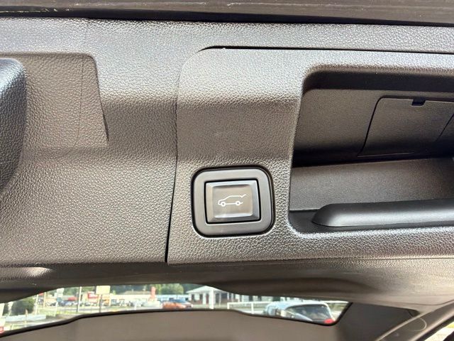 Used 2024 GMC Terrain SUV