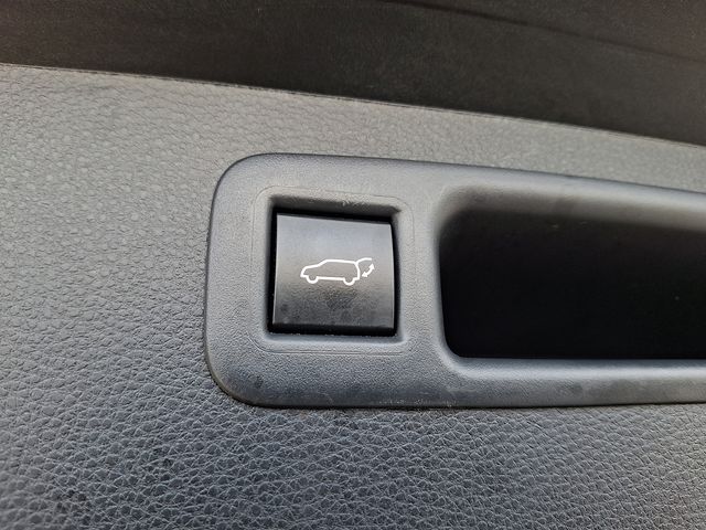 2024 Toyota Highlander LE - Photo 29