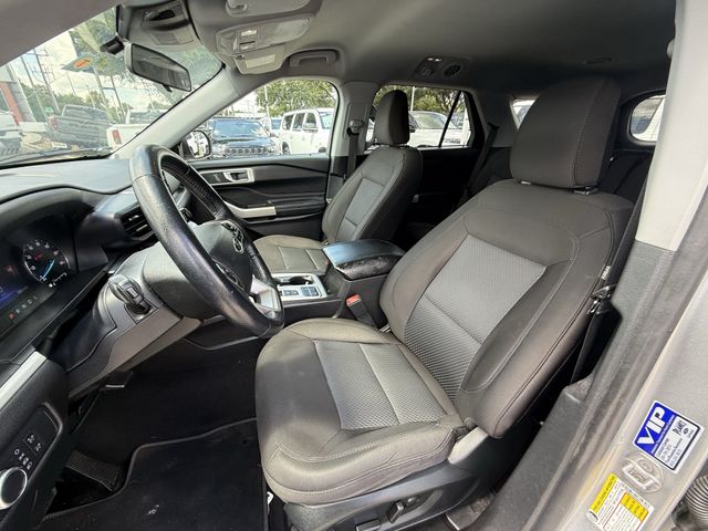 2022 Ford Explorer XLT Silver at Supreme Chevrolet of Gonzales