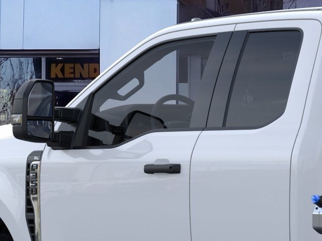 New 2026 Oxford White Ford XL image 20