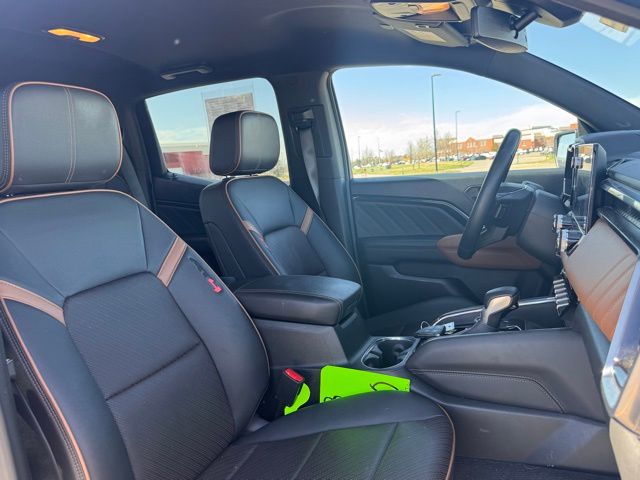 2023 GMC Canyon 4WD Crew Cab Short Box AT4