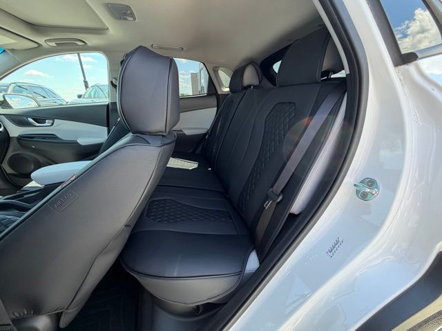 2023 Hyundai Kona SEL - Photo 12