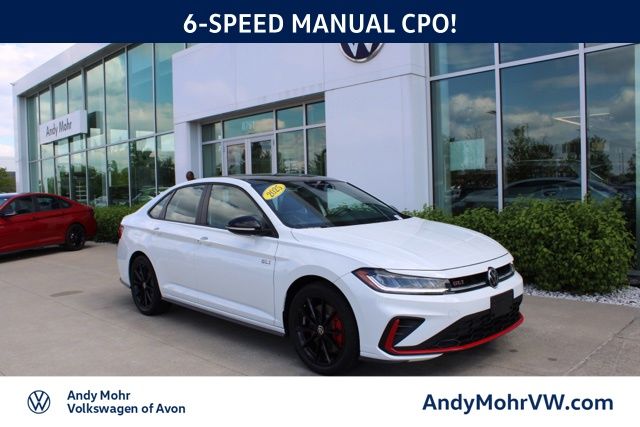 Pure White w/Deep Blk Rf 2025 Volkswagen Jetta GLI Sedan Front-Wheel Drive 6-Speed Manual
