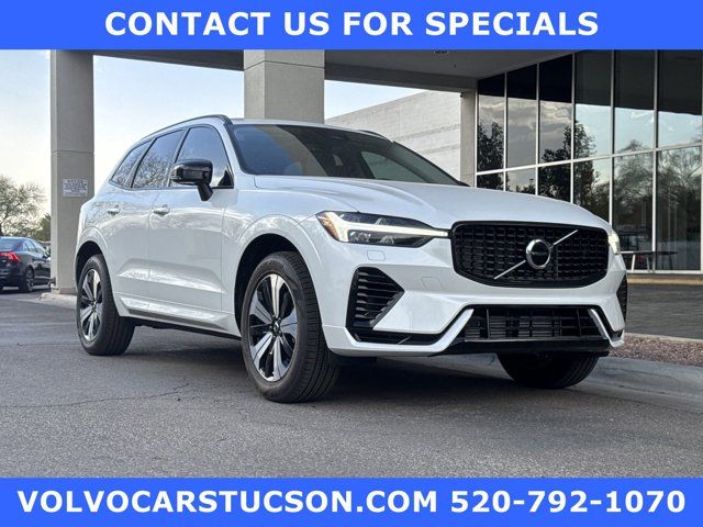 2025 Volvo XC60 Plug-In Hybrid T8 Core photo